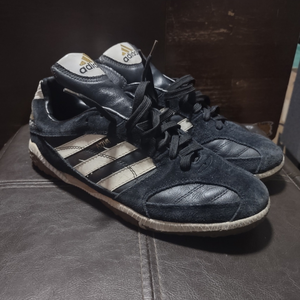 Adidas Indoor Shoes Vintage Men's Black Sneakers - Picture 2 of 8